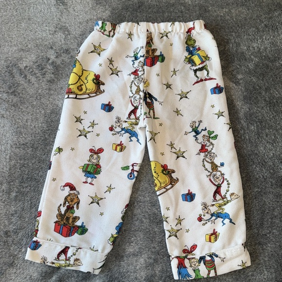 🎄 Grinch Toddler Pajamas 🎄 - Picture 10 of 12